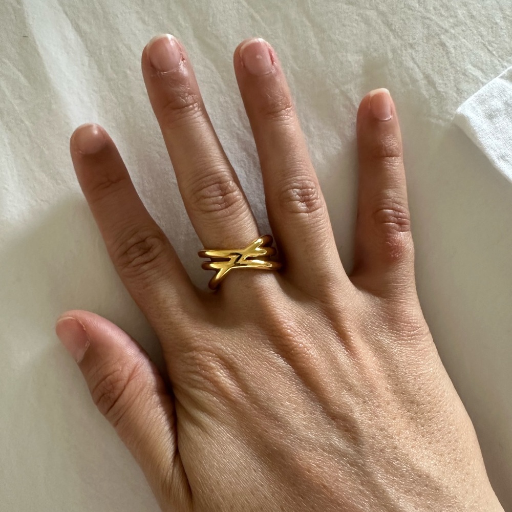 Bimba y Lola Elegant Gold Ring